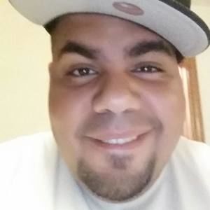 Meet your Posher, Eulises